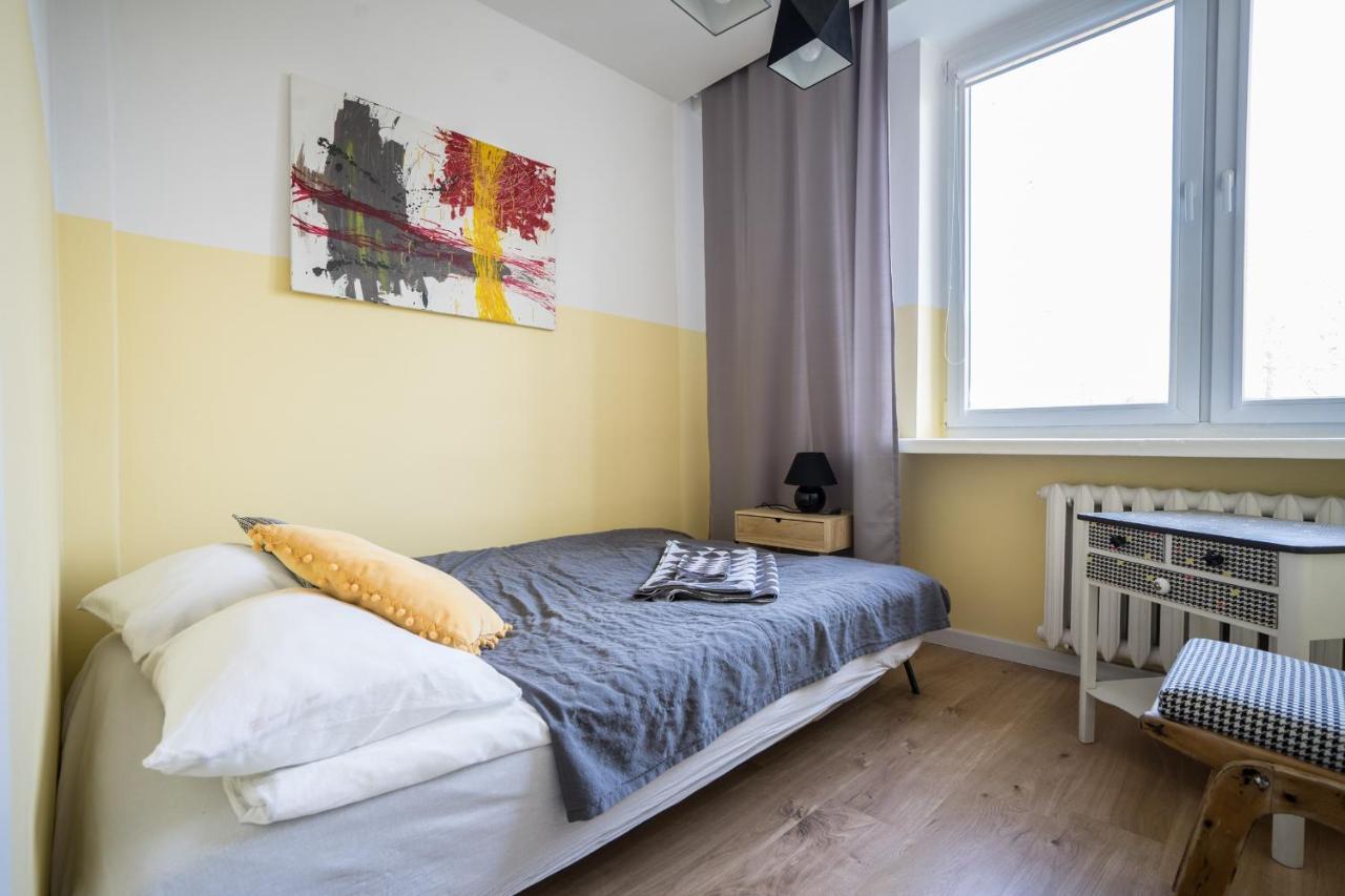 Sloneczny I Cichy Apartament Przy Starym Miescie Warszawa Exteriör bild